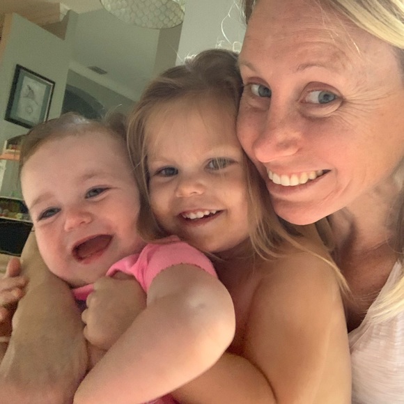 Meet your Posher, Cara - Picture 3 of 5